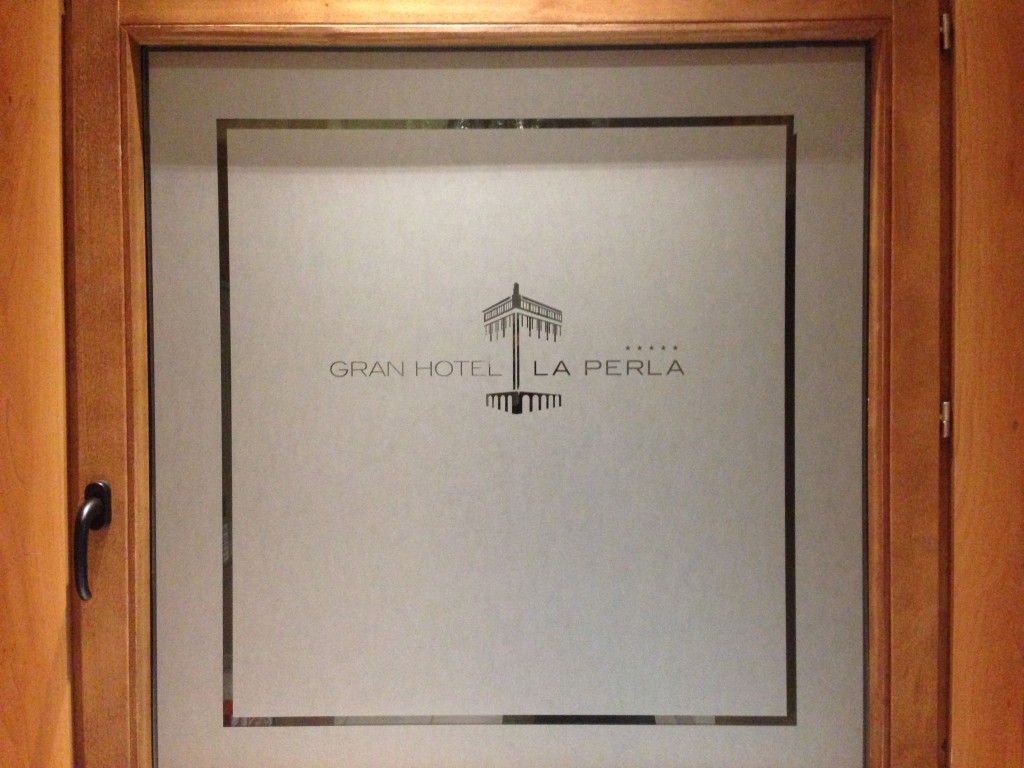 Gran Hotel La Perla Signage